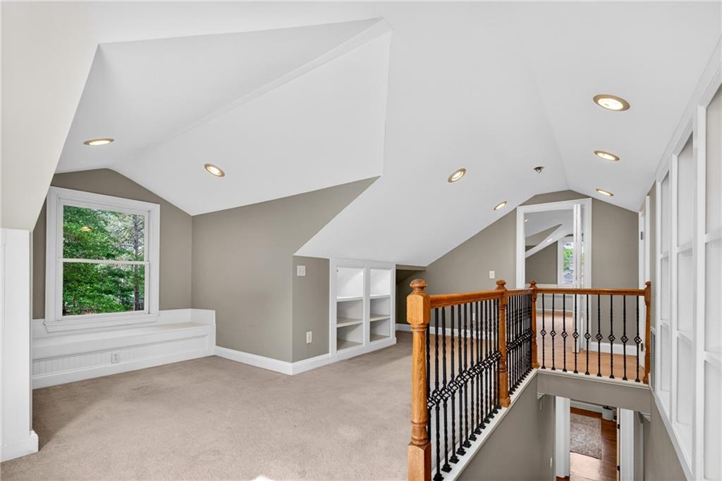 392 Collier Road NW