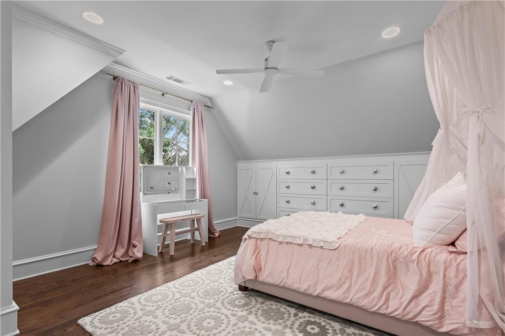 4211 Whitestone Place