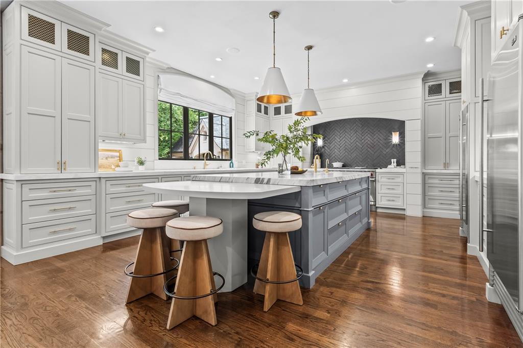 4211 Whitestone Place