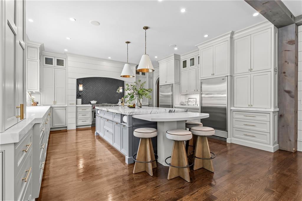 4211 Whitestone Place