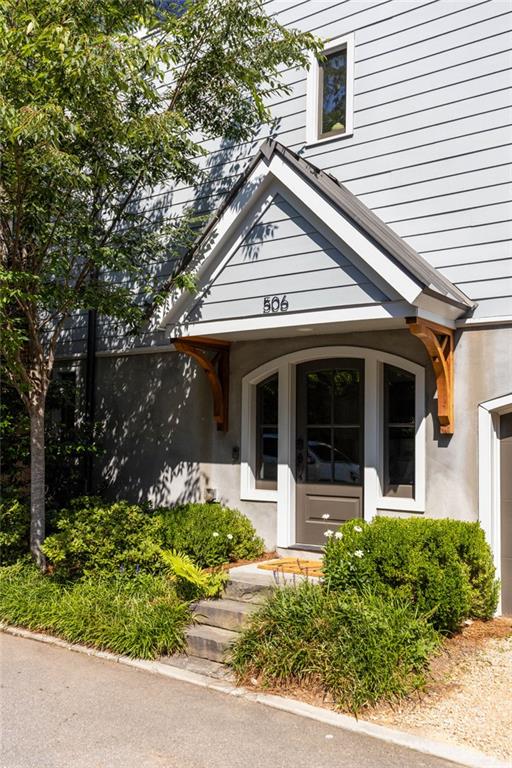 506 Bismark Road NE