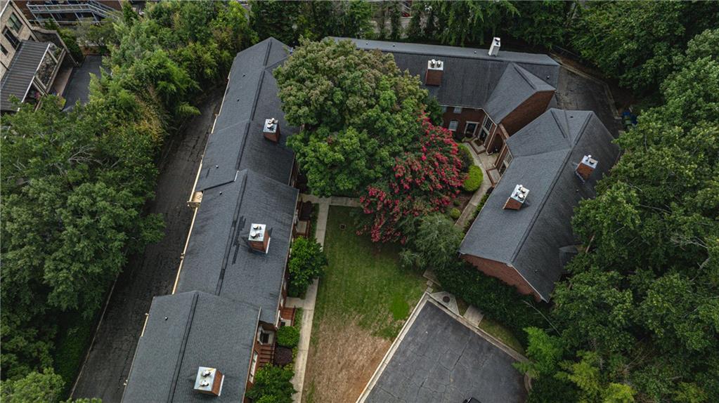 12 Honour Avenue NW Unit 7