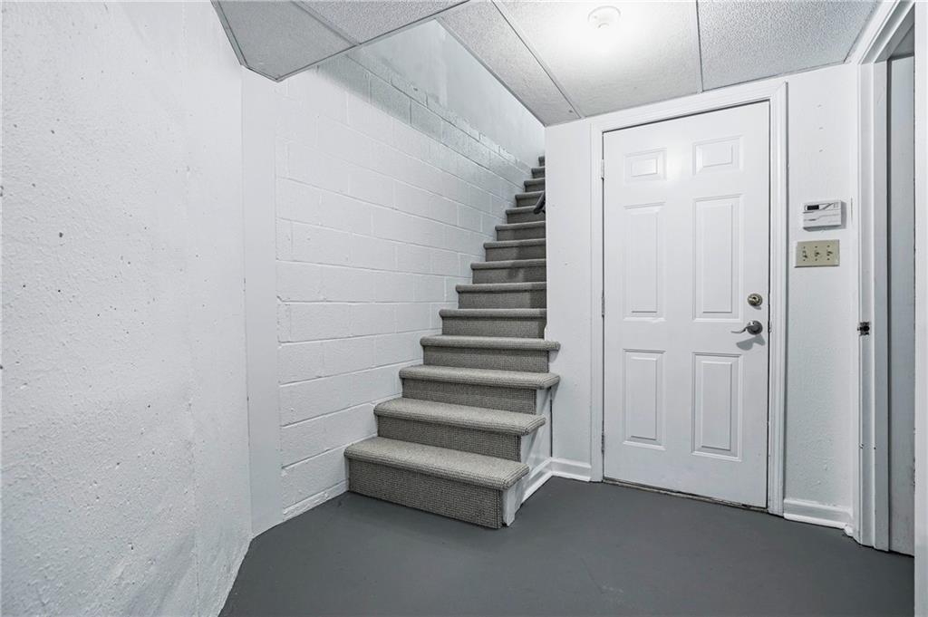 12 Honour Avenue NW Unit 7