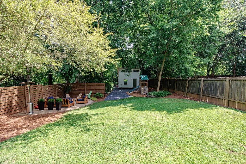 158 Douglas Street SE