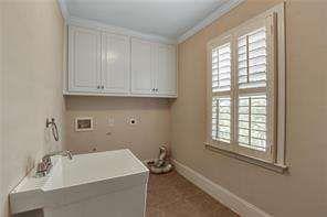 802 Pathview Court