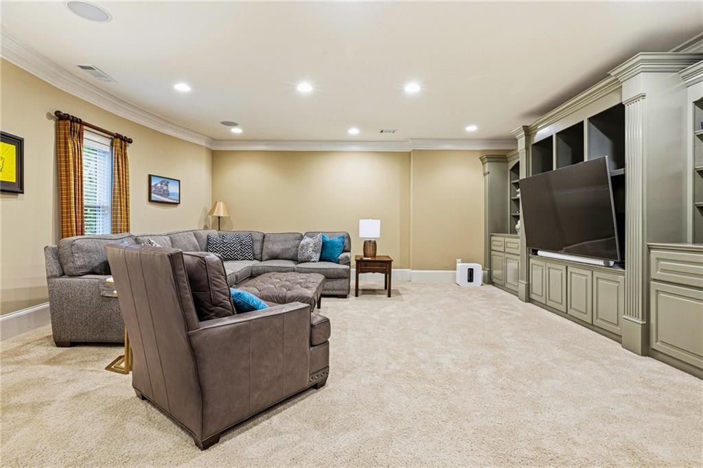 4054 Newhaven Circle