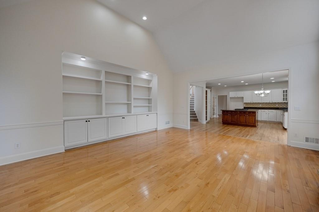 4571 Rutherford Drive