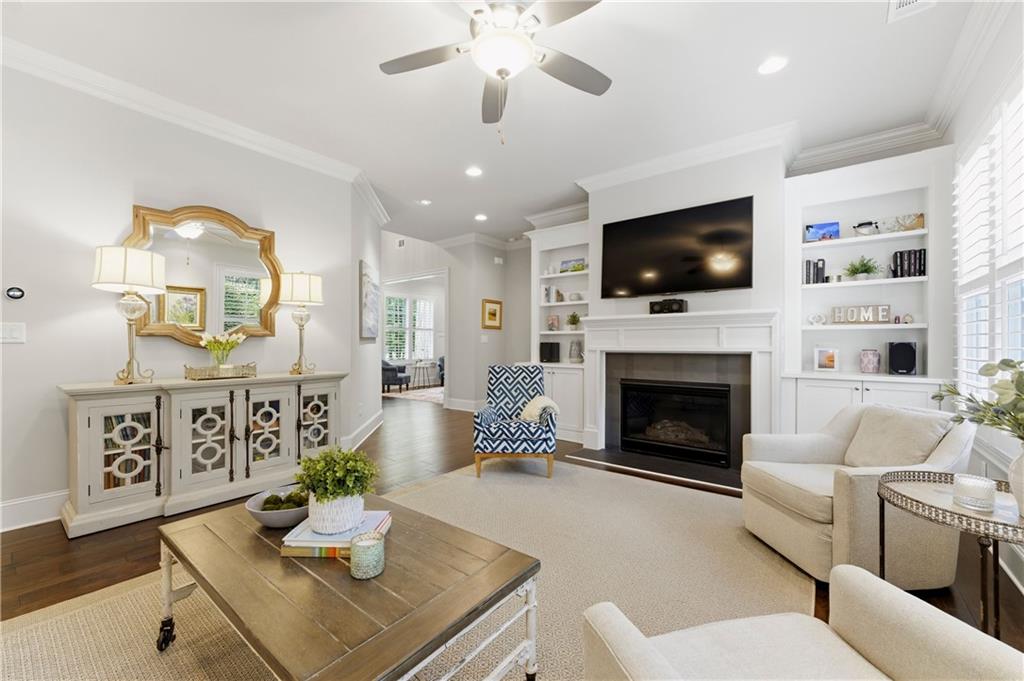3104 Skyland Drive NE