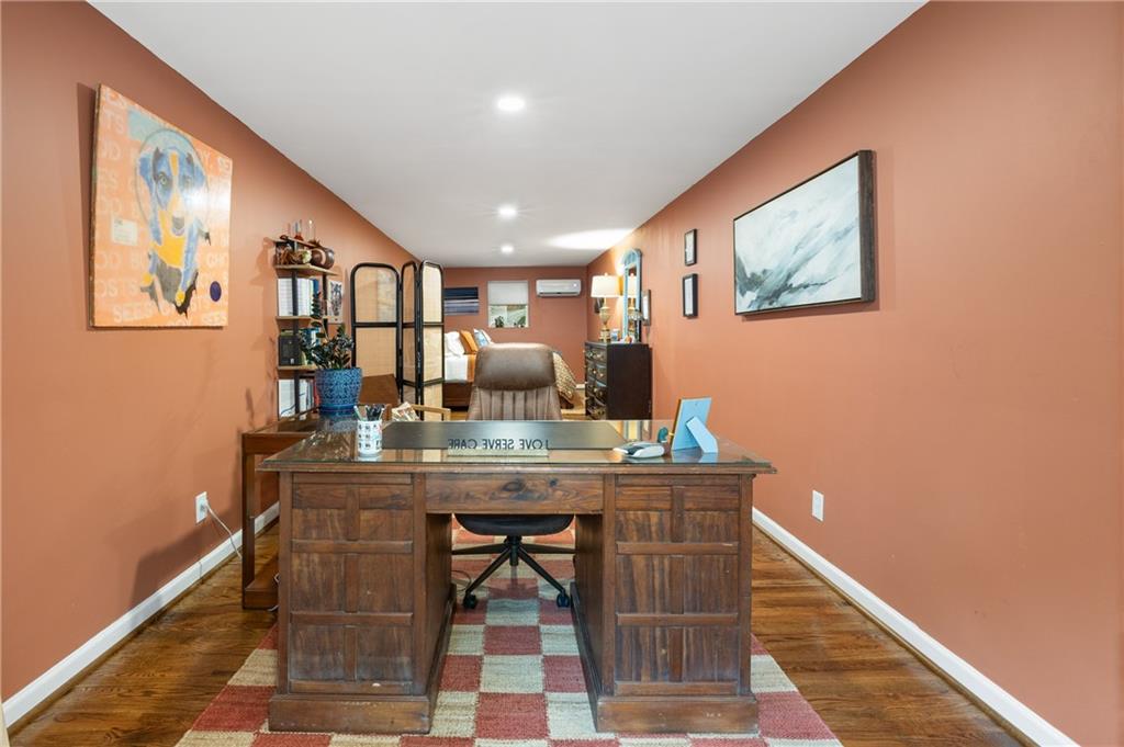 361 Lofton Road NW