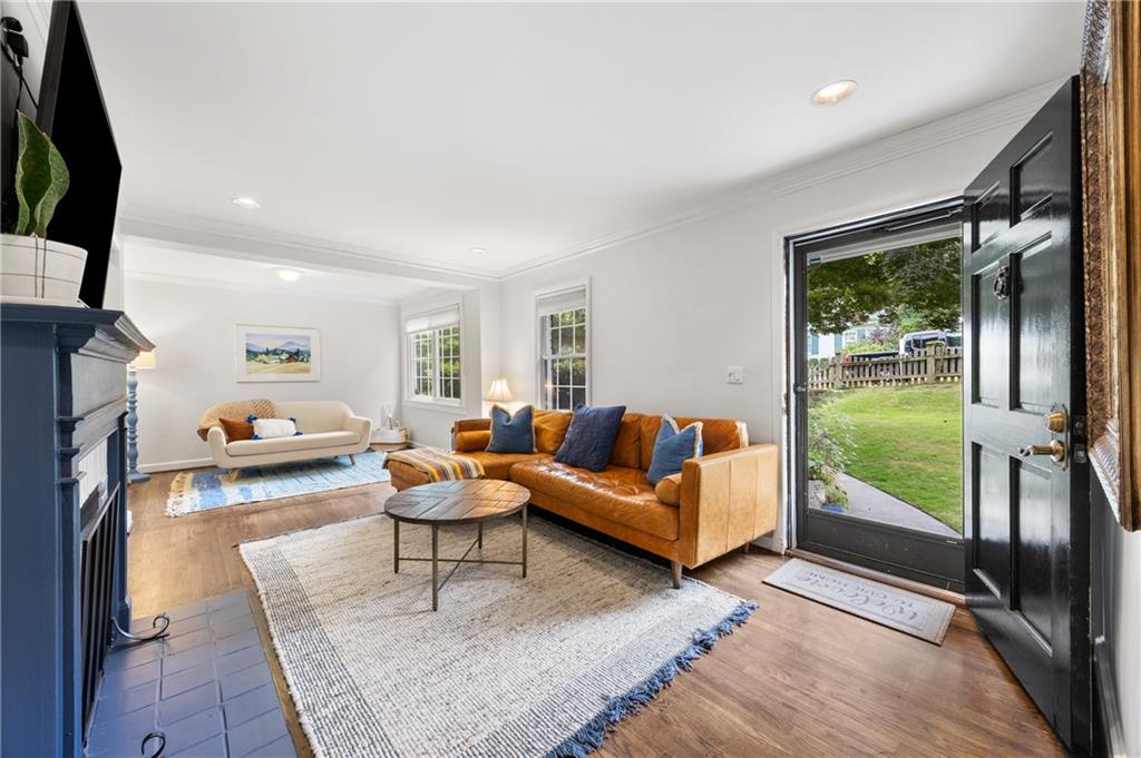 361 Lofton Road NW