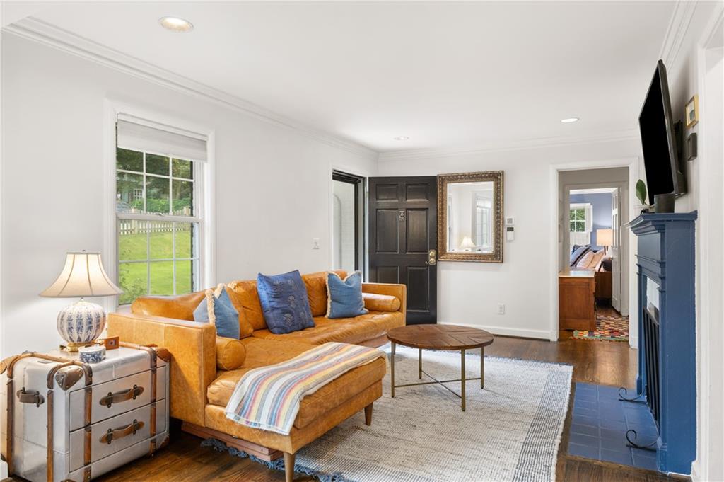 361 Lofton Road NW