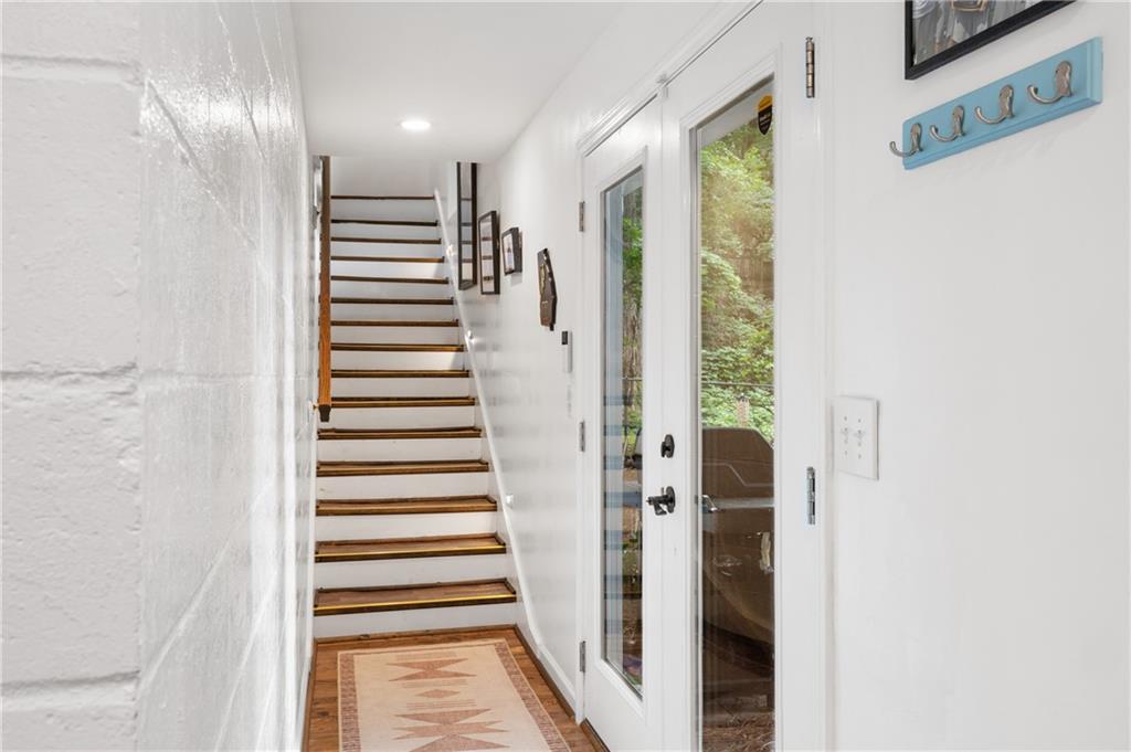 361 Lofton Road NW