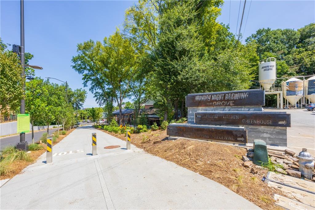 361 Lofton Road NW