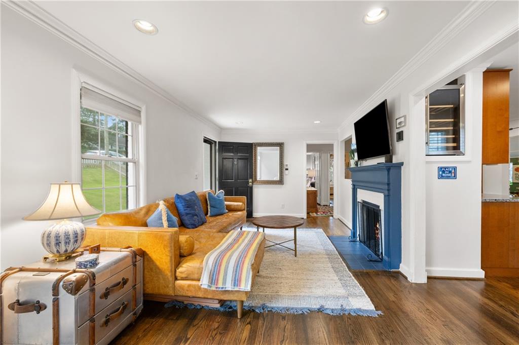 361 Lofton Road NW