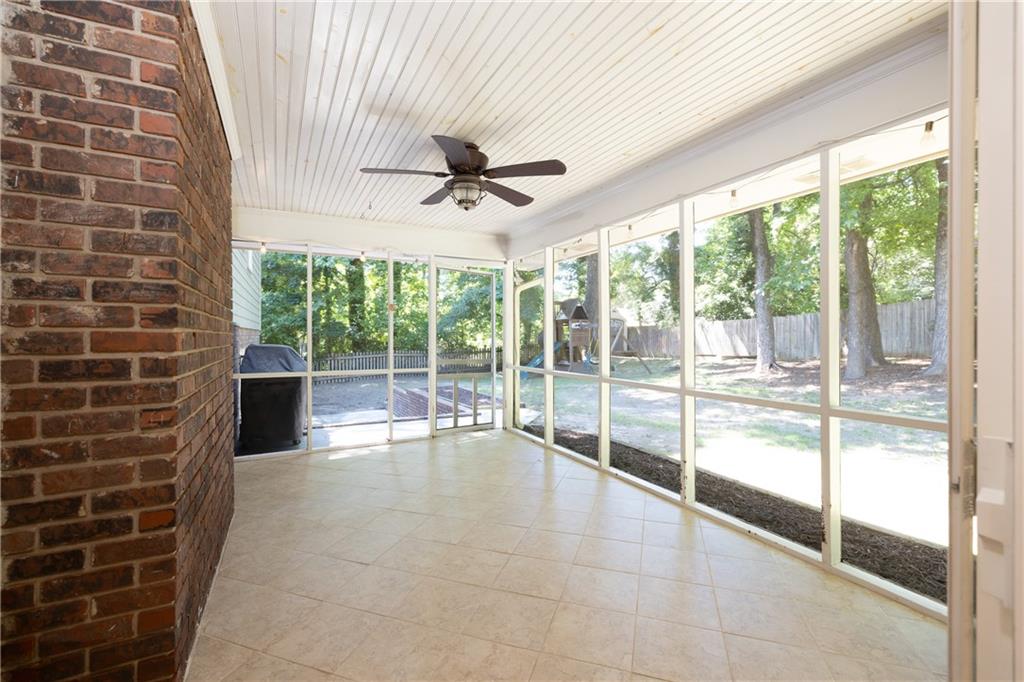 2505 Riverglenn Circle