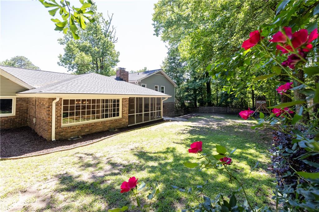 2505 Riverglenn Circle