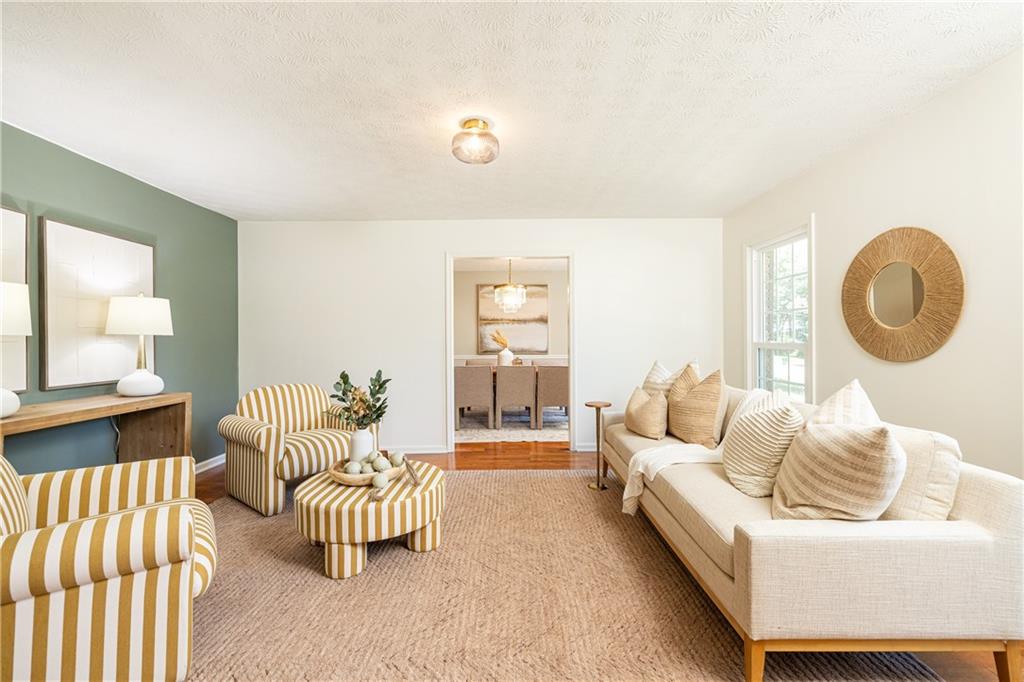 2505 Riverglenn Circle