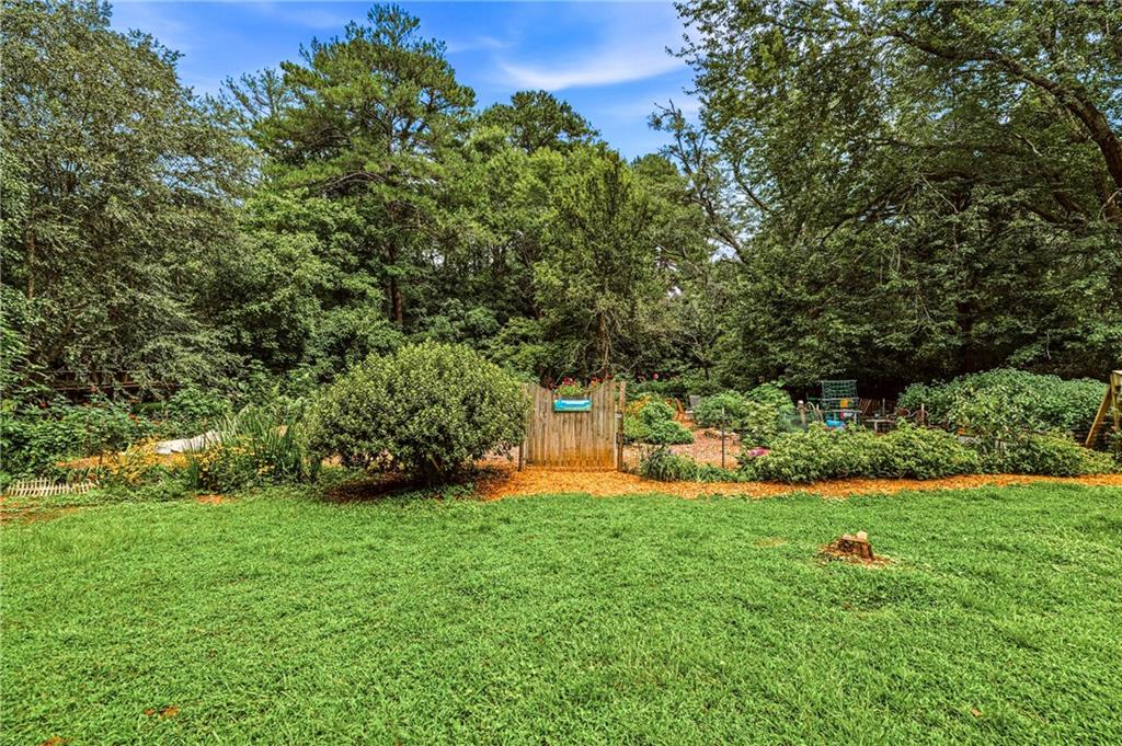 892 Scott Circle