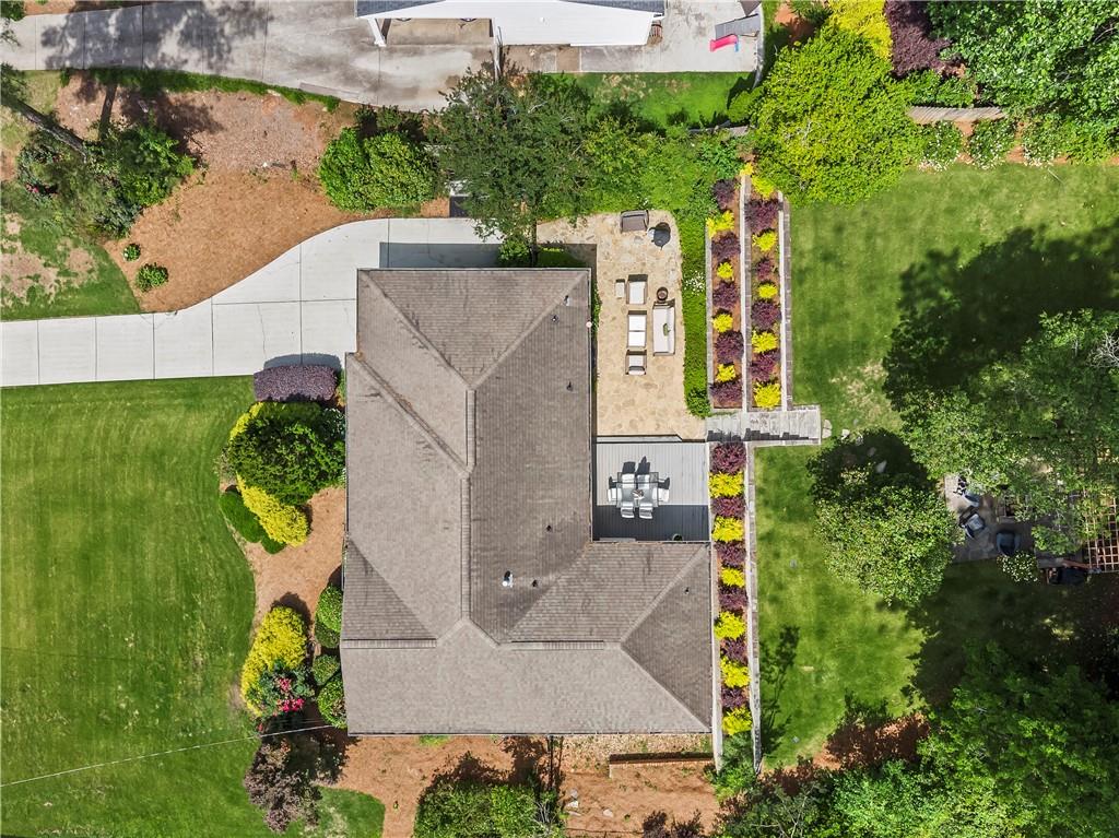 500 Carolwood Lane