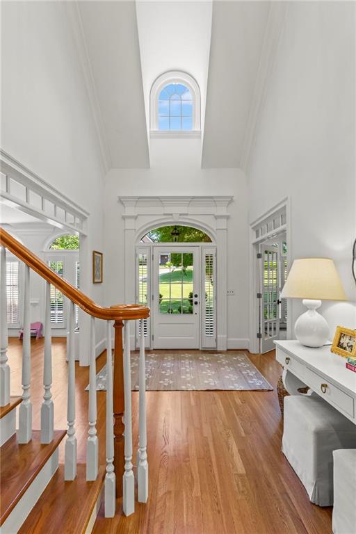 711 Hallbrook Court