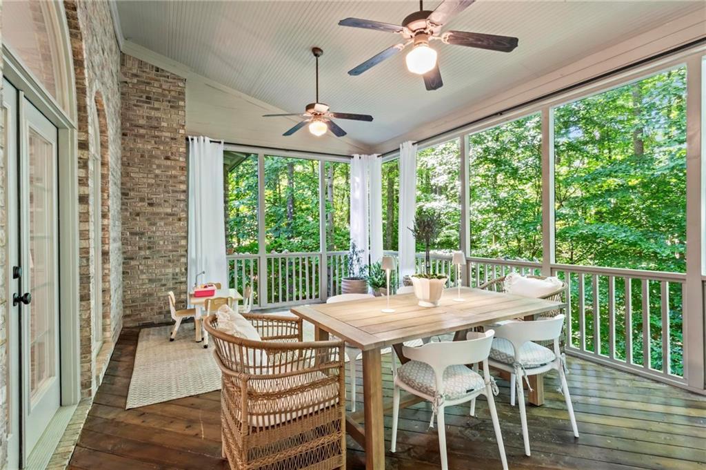711 Hallbrook Court