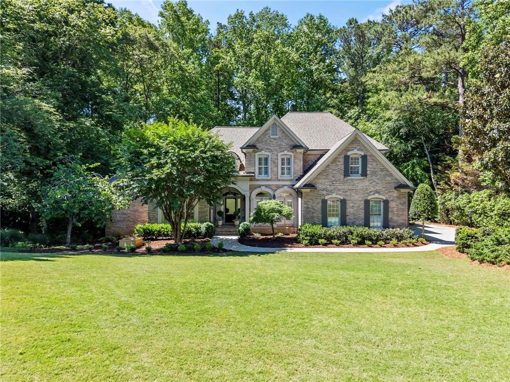 711 Hallbrook Court