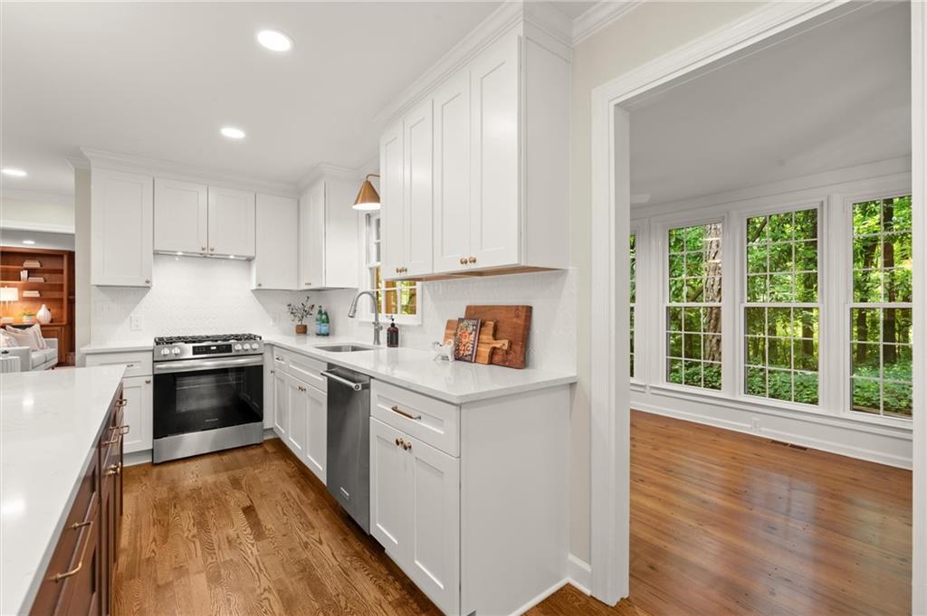 2798 Brookcliff Landing