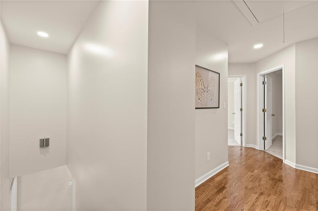 2798 Brookcliff Landing