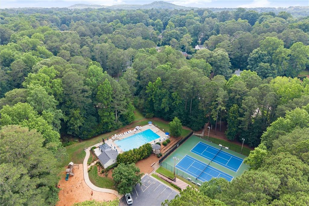 2798 Brookcliff Landing