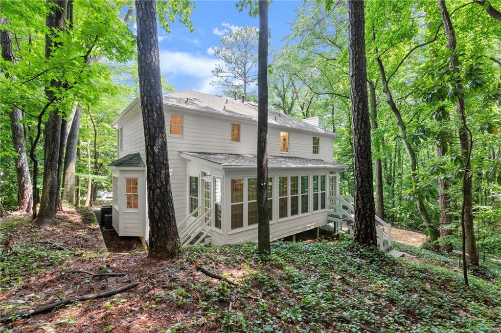 2798 Brookcliff Landing