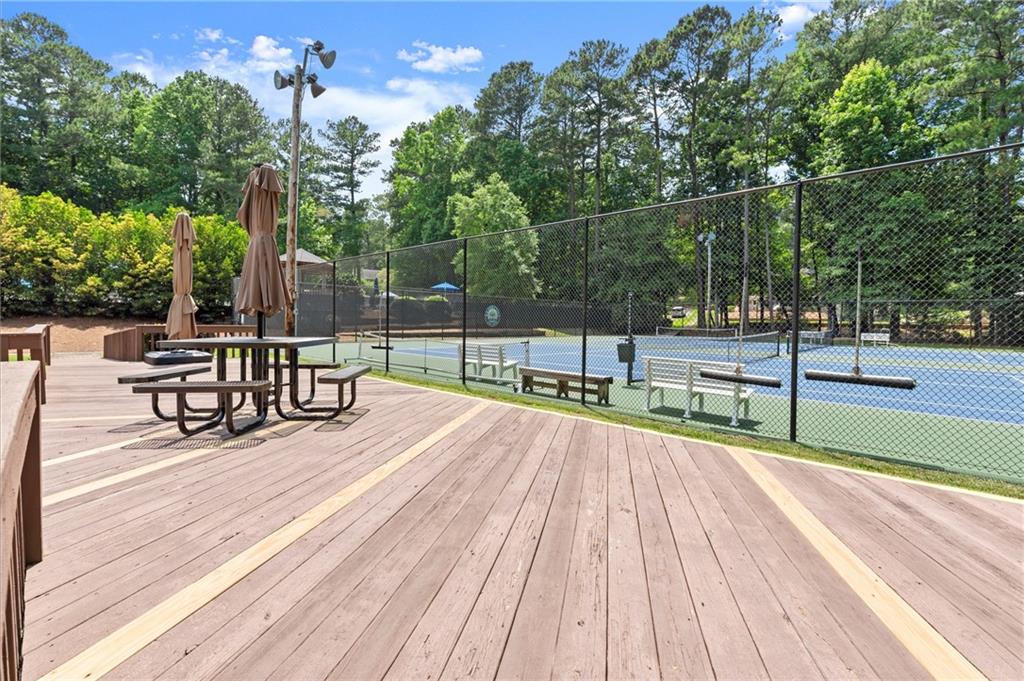 2798 Brookcliff Landing