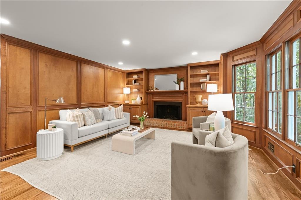 2798 Brookcliff Landing
