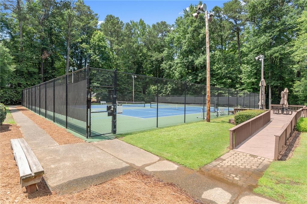 2798 Brookcliff Landing