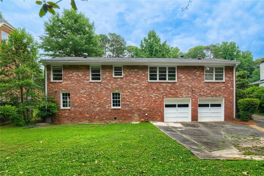 2538 Birchwood Drive NE