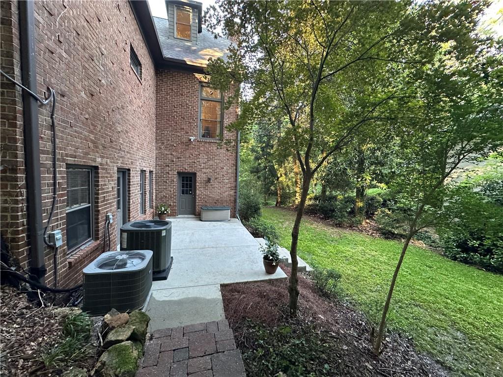 6095 River Chase Circle