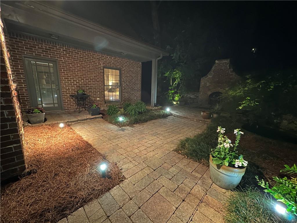 6095 River Chase Circle