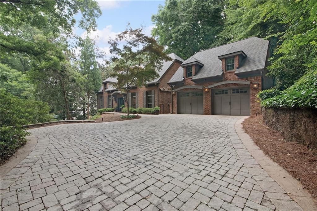 6095 River Chase Circle