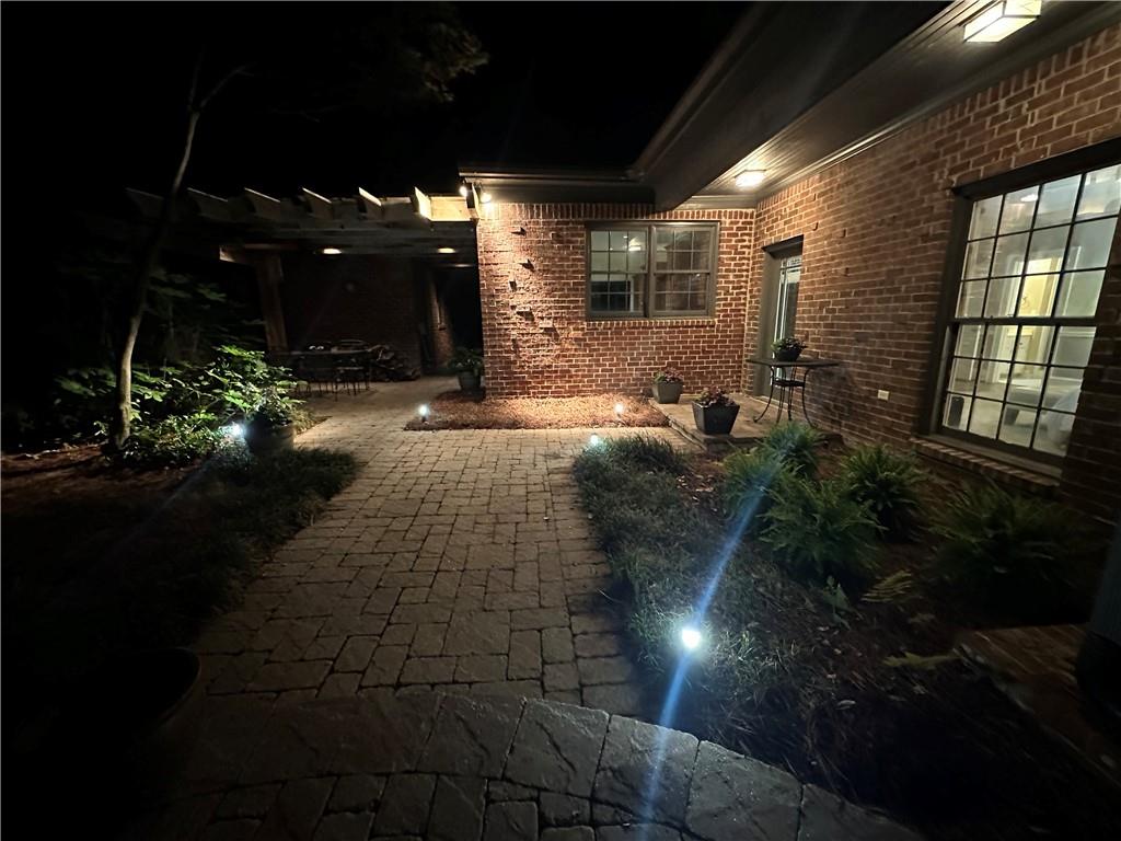 6095 River Chase Circle