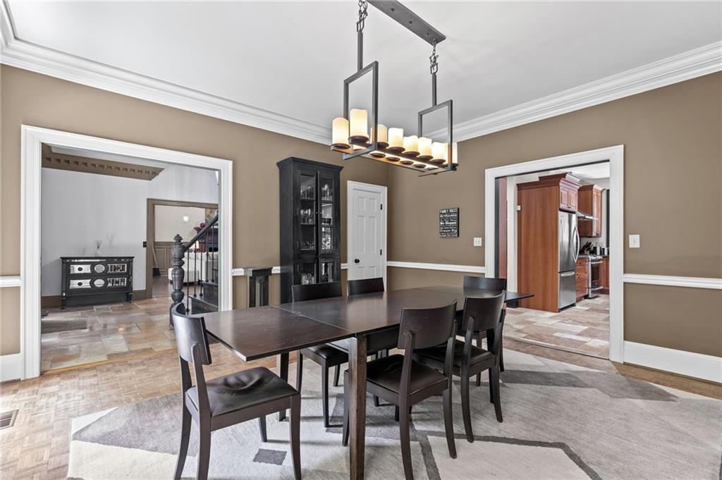6095 River Chase Circle