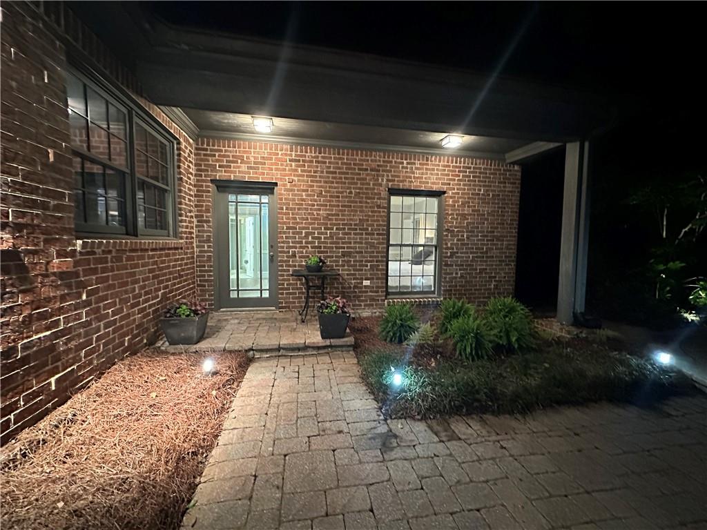 6095 River Chase Circle