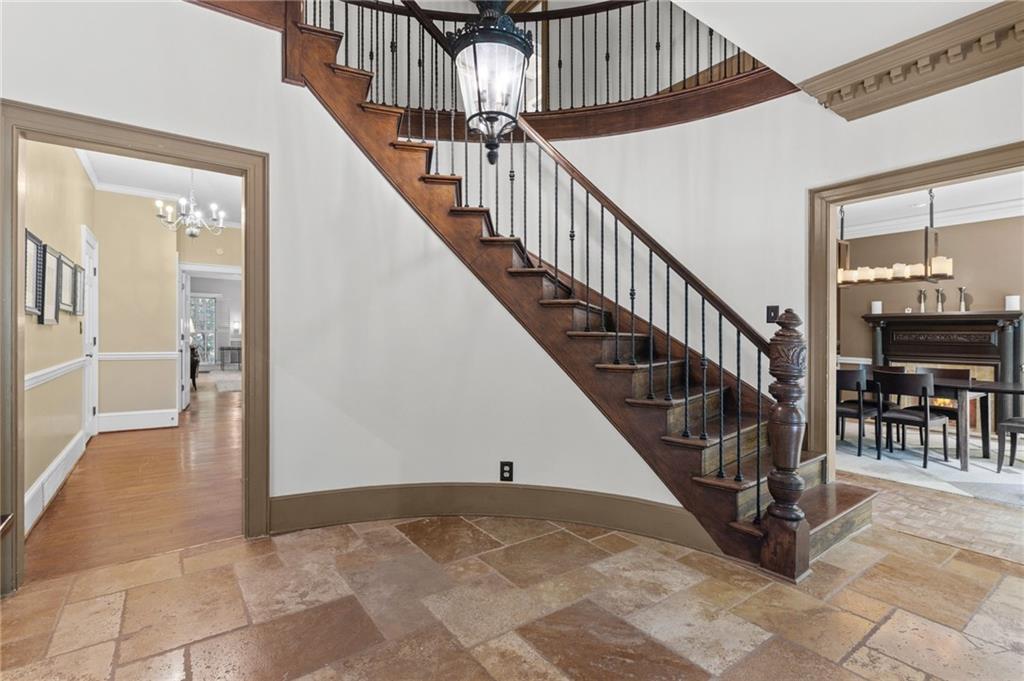6095 River Chase Circle