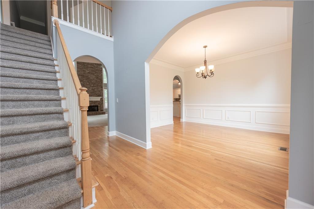 1073 Towne Lake Hills E