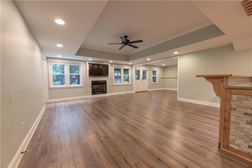 1073 Towne Lake Hills E