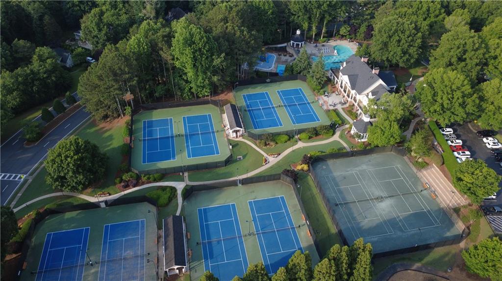 1073 Towne Lake Hills E