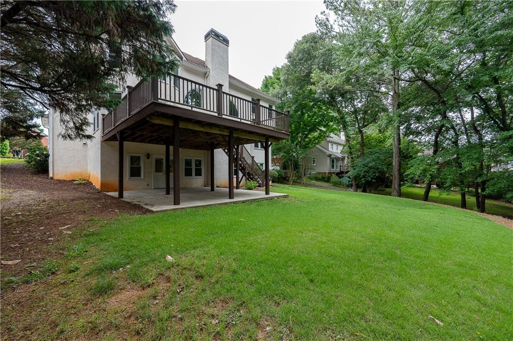 1073 Towne Lake Hills E