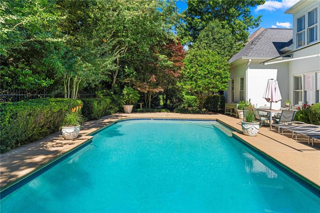 170 Helmsley Drive