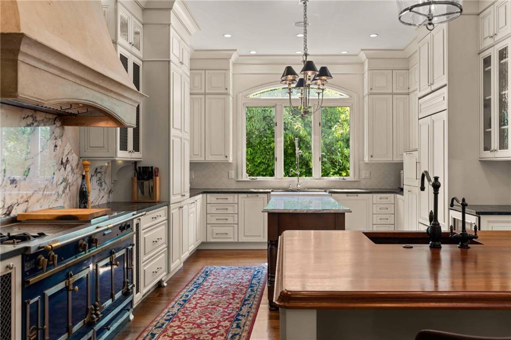 170 Helmsley Drive