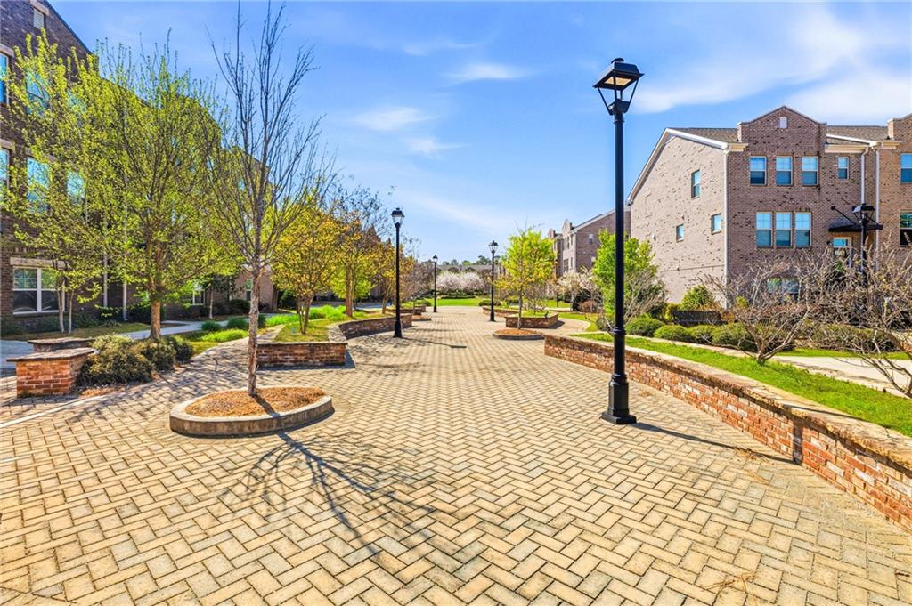 1742 Giddens Alley