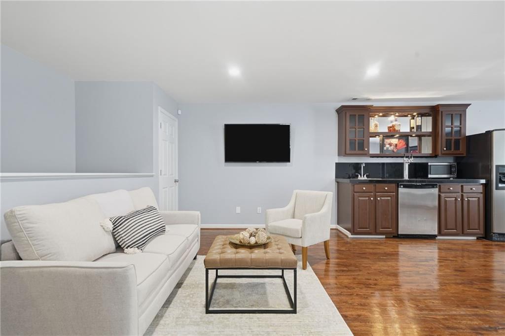 515 Kensington Farms Drive