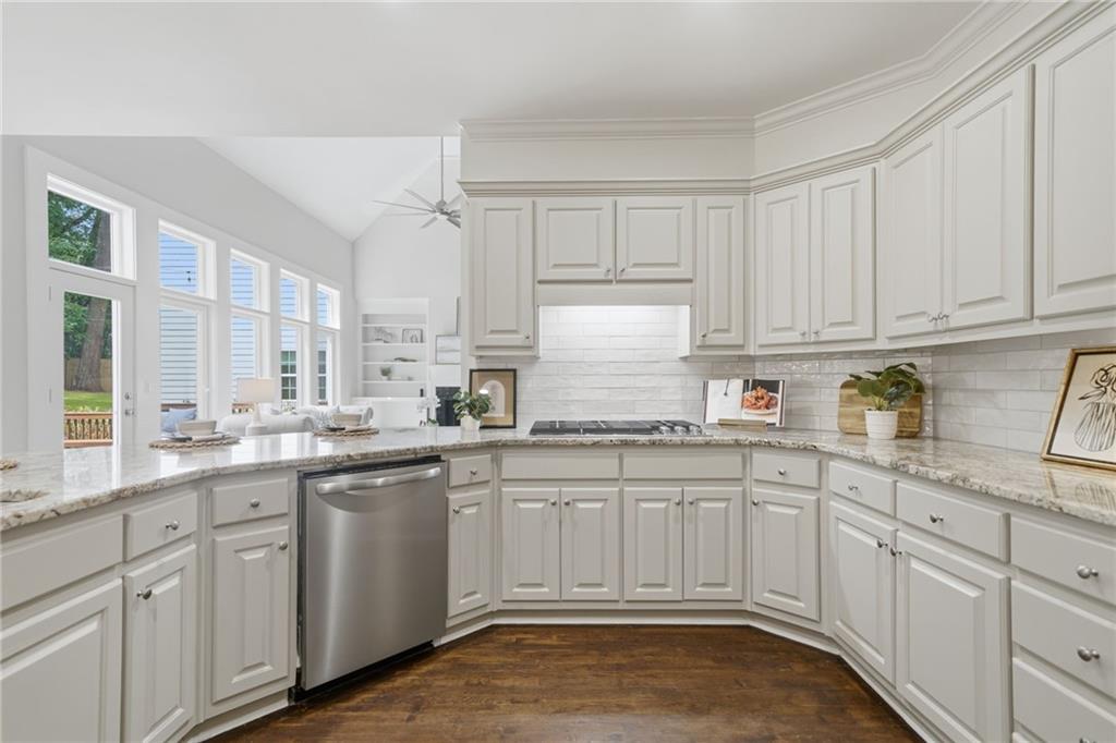 515 Kensington Farms Drive